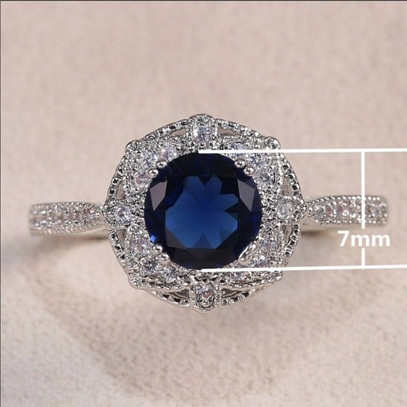 New 925 Silver Women’s Round Cut Sapphire Ring - Picture 6 of 6